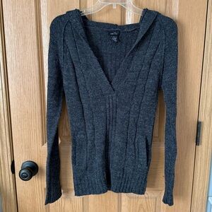 Rue21 Charcoal V-Neck Hooded Ribbed Sweater